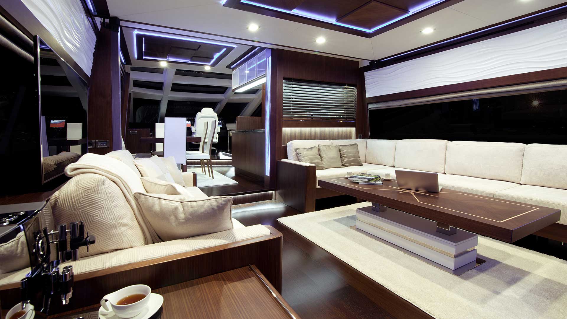 Galleon 80 ft. yacht charter Dubai