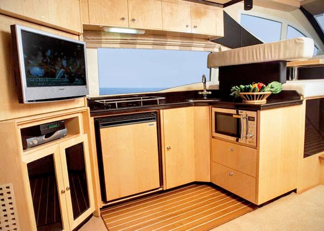 Majesty 44 Ft yacht booking Dubai